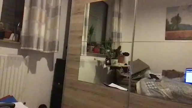 owlbimaikxh online show from 04-06-26, 07:04