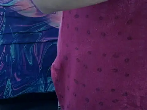 Your wild Dia online show from 04-17-26, 06:44