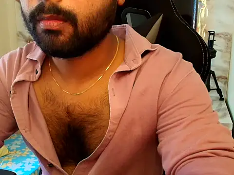 Snapshot of SHENOY3 chatting on 04-24-26, 08:39 SHENOY3 online show from 04-24-26, 08:39