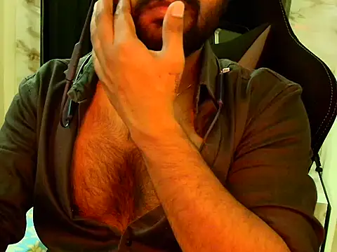 Snapshot of SHENOY3 chatting on 04-26-26, 05:54 SHENOY3 online show from 04-26-26, 05:54