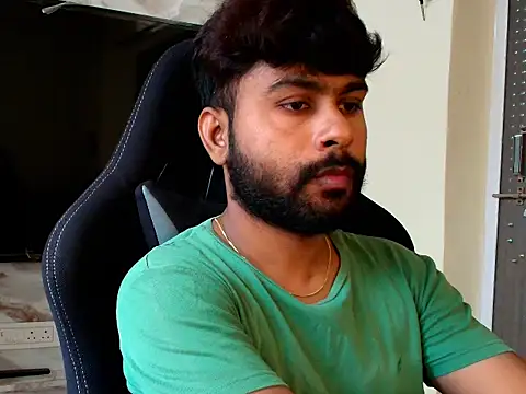 Snapshot of SHENOY3 chatting on 06-02-26, 04:36 SHENOY3 online show from 06-02-26, 04:36