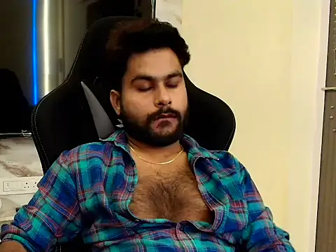Snapshot of SHENOY3 chatting on 06-02-26, 06:32 SHENOY3 online show from 06-02-26, 06:32