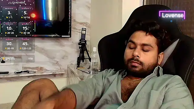 Snapshot of SHENOY3 chatting on 07-03-26, 08:15 SHENOY3 online show from 07-03-26, 08:15
