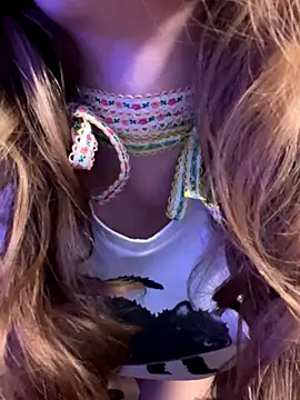 Weeissy online show from 09-11-25, 07:03