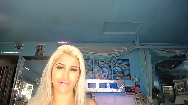 Snapshot of ADRIANNA_FOX chatting on 02-16-25, 09:15 ADRIANNA FOX online show from 02-16-25, 09:15