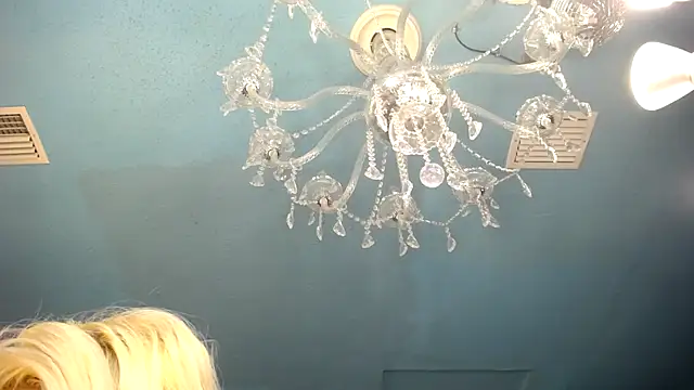 Snapshot of ADRIANNA_FOX chatting on 02-20-25, 10:27 ADRIANNA FOX online show from 02-20-25, 10:27