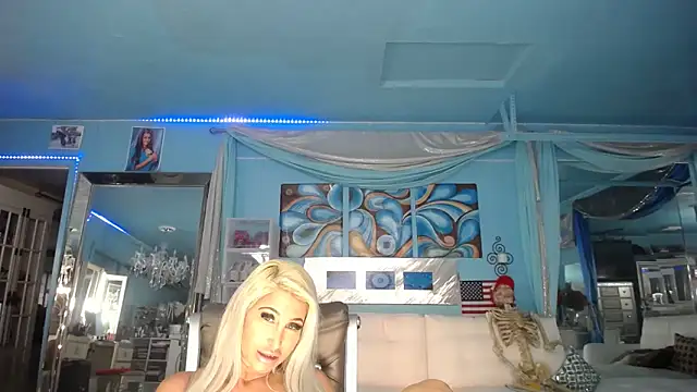 Snapshot of ADRIANNA_FOX chatting on 02-22-25, 12:08 ADRIANNA FOX online show from 02-22-25, 12:08