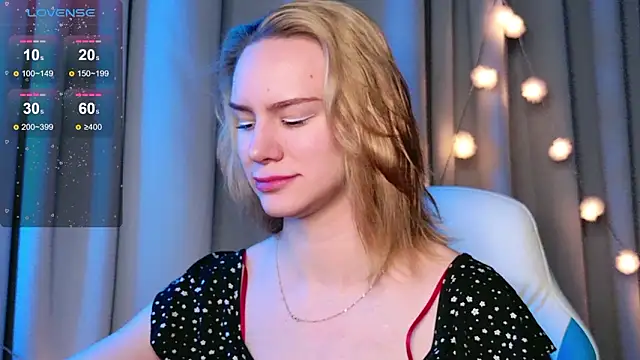 Ramona    online show from 02-01-26, 06:12