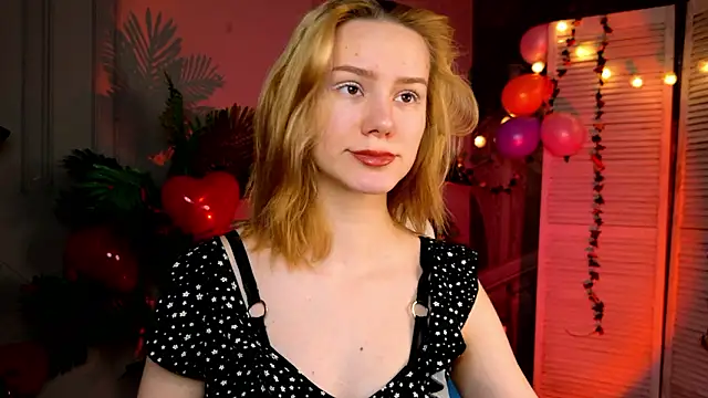 Ramona    online show from 02-13-26, 06:31