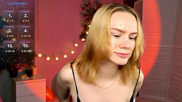 Ramona    online show from 03-02-26, 06:14