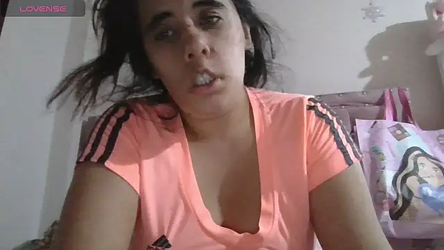 Snapshot of annarose19 chatting on 07-02-26, 03:23 annarose19 online show from 07-02-26, 03:23