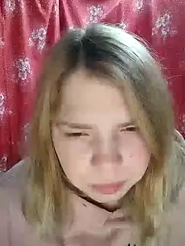 Snapshot of Zuli_Kiska chatting on 12-24-24, 08:38 Zuli Kiska online show from 12-24-24, 08:38