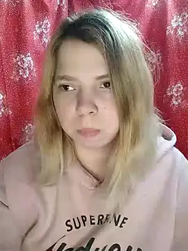 Snapshot of Zuli_Kiska chatting on 01-02-25, 07:18 Zuli Kiska online show from 01-02-25, 07:18