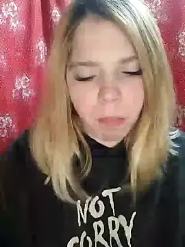 Snapshot of Zuli_Kiska chatting on 02-12-25, 09:22 Zuli Kiska online show from 02-12-25, 09:22