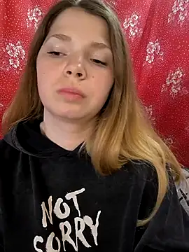 Zuli Kiska online show from 04-18-26, 10:30