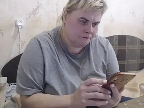 Snapshot of Ameliabusty chatting on 02-14-25, 09:45 Ameliabusty online show from 02-14-25, 09:45