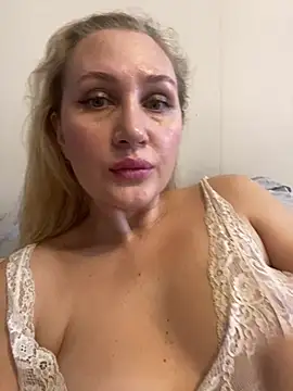 YourBlondee online show from 12-16-24, 05:59