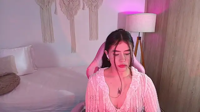 iriswest  online show from 12-03-25, 11:36