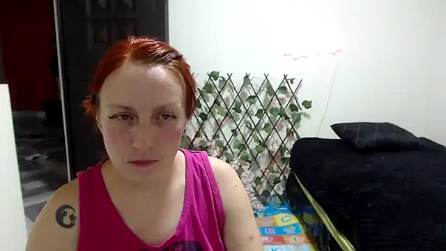 Snapshot of kittykalor09 chatting on 07-09-26, 02:15 kittykalor09 online show from 07-09-26, 02:15