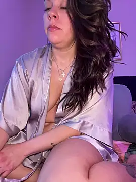 Snapshot of bellafreakyfun chatting on 11-06-25, 12:28 bellafreakyfun online show from 11-06-25, 12:28