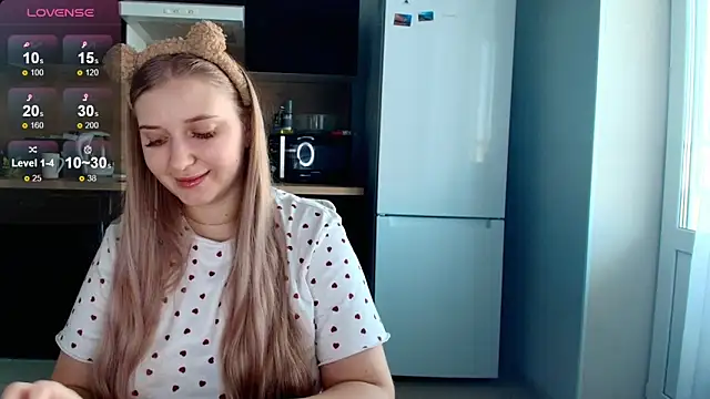 Adr1ana  online show from 02-15-26, 07:05