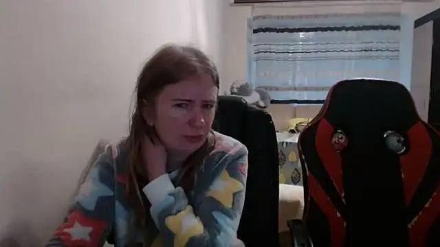 PeterAndJen online show from 12-17-25, 06:08