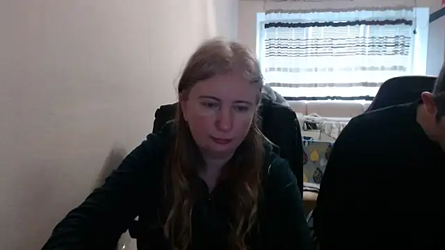 PeterAndJen online show from 03-19-26, 06:28