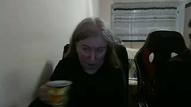 PeterAndJen online show from 03-31-26, 05:24