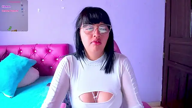 Snapshot of crissn0707 chatting on 02-03-26, 12:21 crissn0707 online show from 02-03-26, 12:21