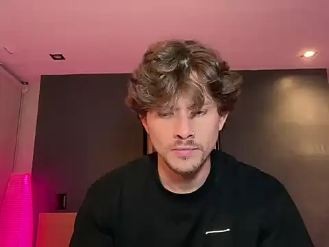 Snapshot of mcklister_kinky_feets chatting on 02-07-26, 02:37 mcklister kinky feets online show from 02-07-26, 02:37