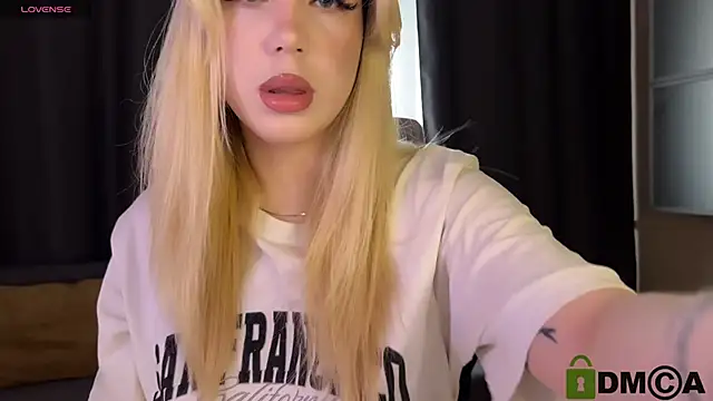 ariashaa online show from 03-26-26, 02:11