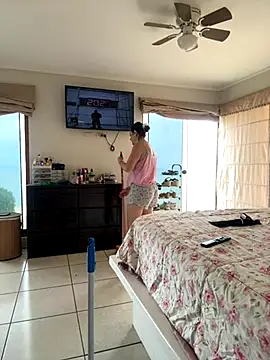 misslulipop online show from 10-26-25, 02:01