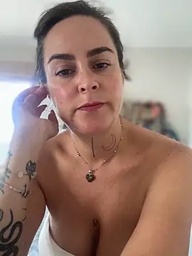 misslulipop online show from 04-18-26, 10:10