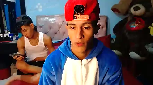 Snapshot of gustavo_saaled19 chatting on 12-12-24, 11:47 gustavo saaled19 online show from 12-12-24, 11:47