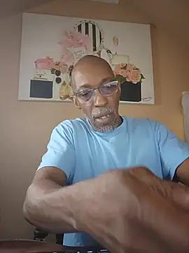 Lonelynudist59 online show from 06-17-26, 11:56