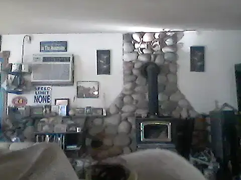 Snapshot of CROSSCOUNTRY1 chatting on 12-05-24, 04:12 CROSSCOUNTRY1 online show from 12-05-24, 04:12