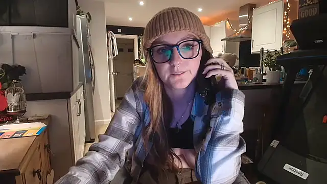 short sweetpea online show from 10-22-25, 07:02