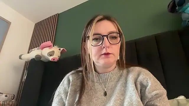 short sweetpea online show from 02-08-26, 02:53