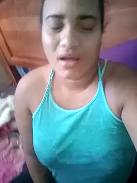 Hilarybunnyy online show from 02-20-25, 08:36