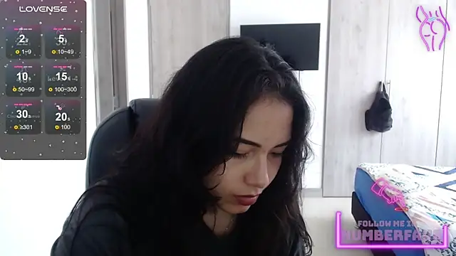 numberfav8 online show from 12-12-24, 04:10