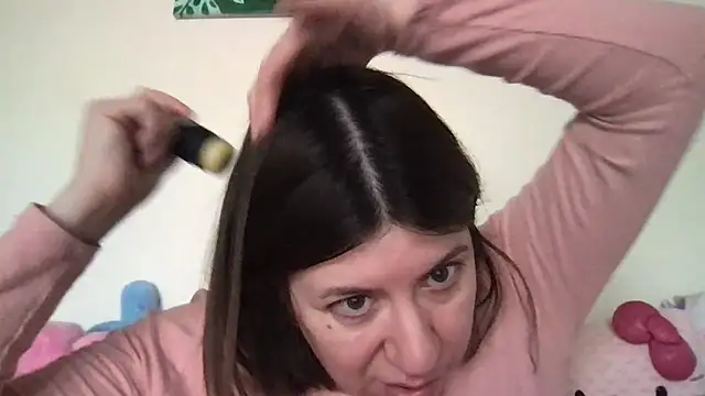 HYPHYtype online show from 11-25-25, 09:15