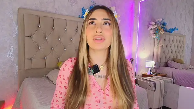 nini love01 online show from 05-18-26, 03:57
