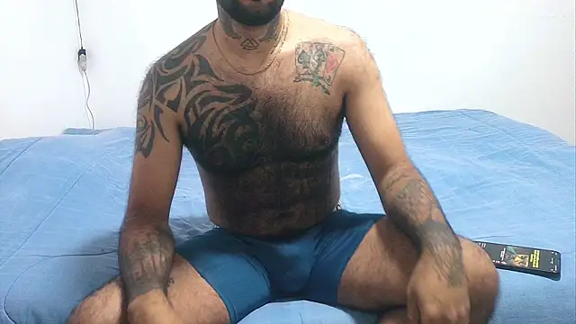 TeddyGominola  online show from 03-18-25, 07:42