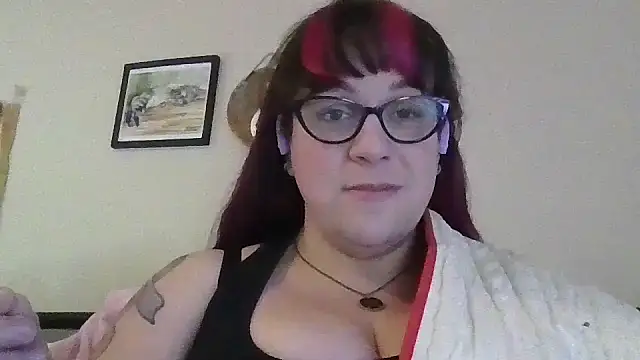 Snapshot of GothyBaby chatting on 01-14-25, 07:43 GothyBaby online show from 01-14-25, 07:43