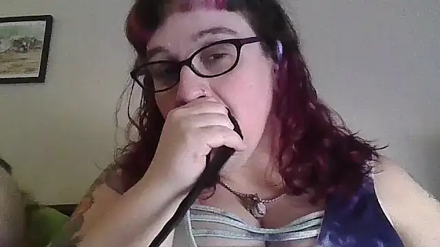 Snapshot of GothyBaby chatting on 02-26-25, 10:31 GothyBaby online show from 02-26-25, 10:31