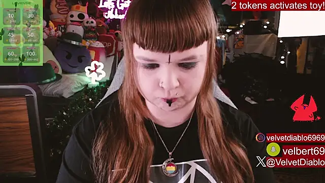 Snapshot of VelvetDiablo chatting on 02-25-26, 12:20 VelvetDiablo online show from 02-25-26, 12:20