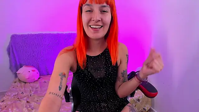 Snapshot of MaryJaneDove chatting on 01-12-25, 07:10 MaryJaneDove online show from 01-12-25, 07:10