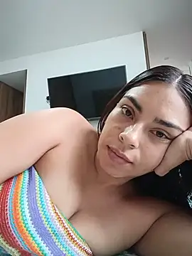 Snapshot of Ivanna2 chatting on 07-08-26, 12:20 Ivanna2 online show from 07-08-26, 12:20