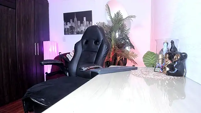 Amaia Bushida online show from 03-05-26, 02:29