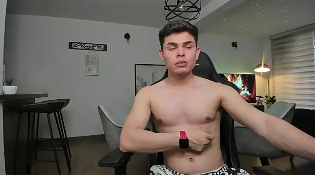 Snapshot of alejooo_twink chatting on 02-24-25, 11:41 alejooo twink online show from 02-24-25, 11:41